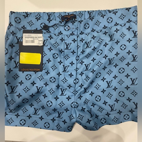 LV sky monogram women shorts - Picture 1 of 7
